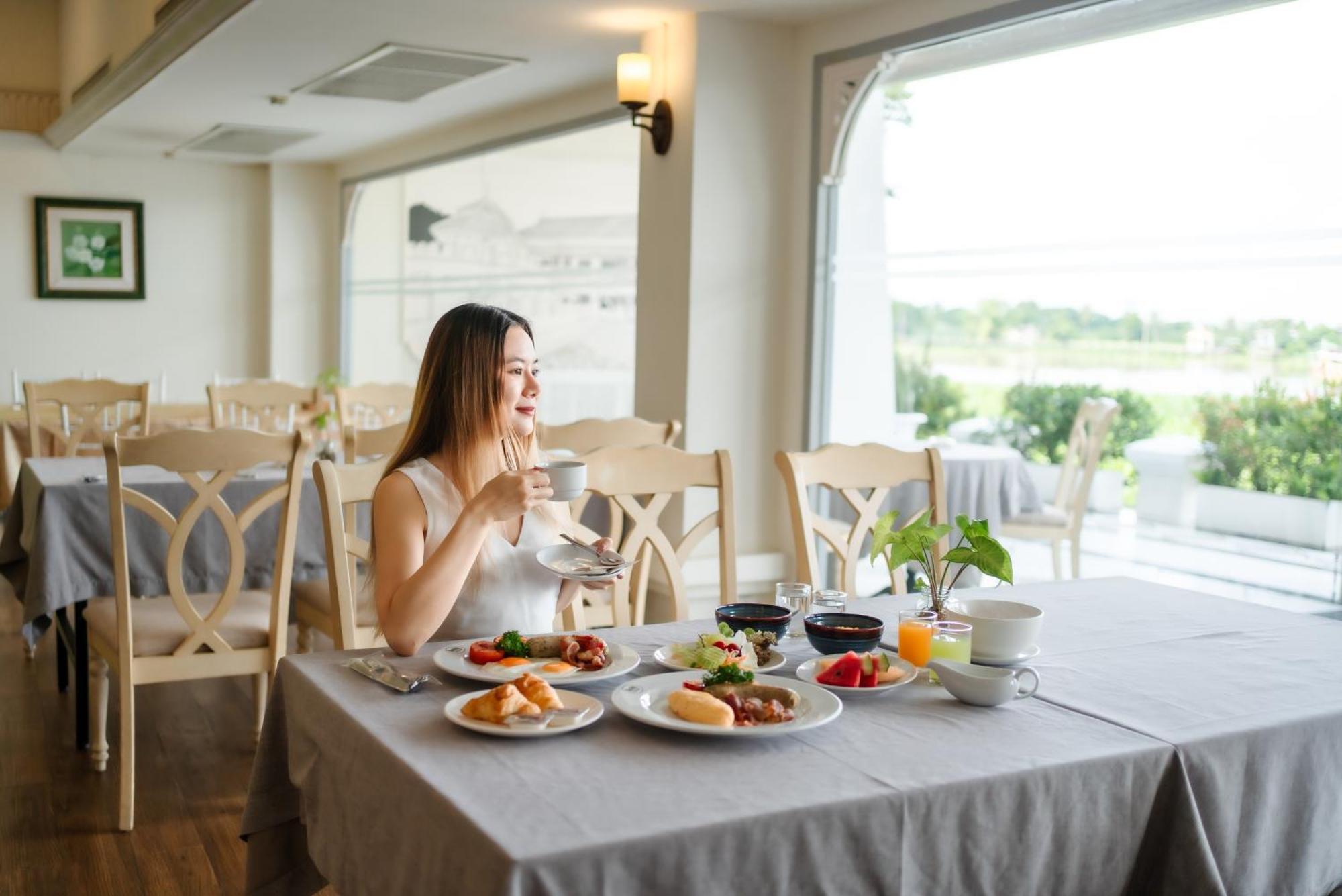 Kalanan Riverside Resort Nonthaburi Exteriér fotografie